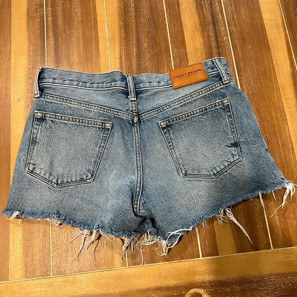 Lucky brand mid-rise cut off denim